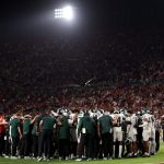 Wayne Matthews injury update: Michigan State LB carted off vs USC