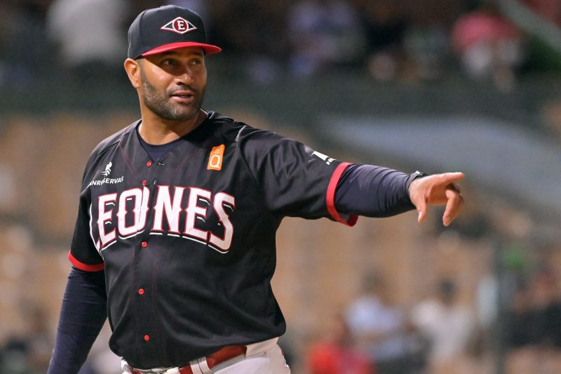 Albert Pujols interviews with Angels. Could he be best player to manage?