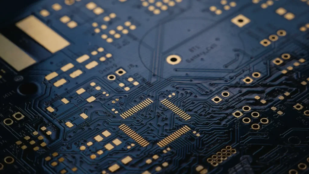 Micron MU Stock: $1,486 Bull Case vs $740 Bear Case